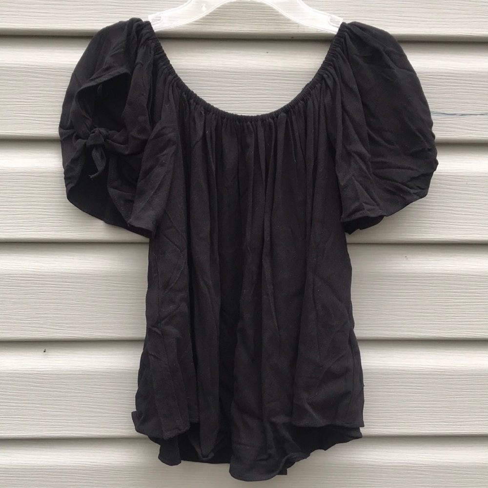 Black Off the Shoulder Self-Tie Puff Sleeve Top